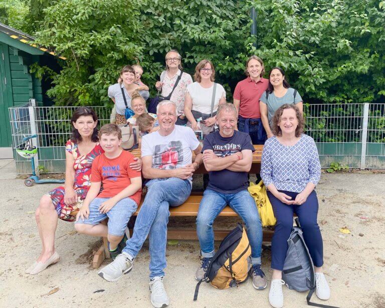 Mitglieder der SoMA Austria beim Sommertreffen im Wiener Türkenschanzpark
