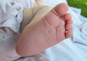 abbildung eines babyfußes - blogbeitrag von SoMA Austria Mitglied „violet crow"